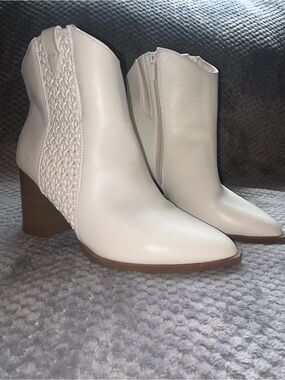 Women's Cream Ankle Booties with Textured Side Panel - wide width
